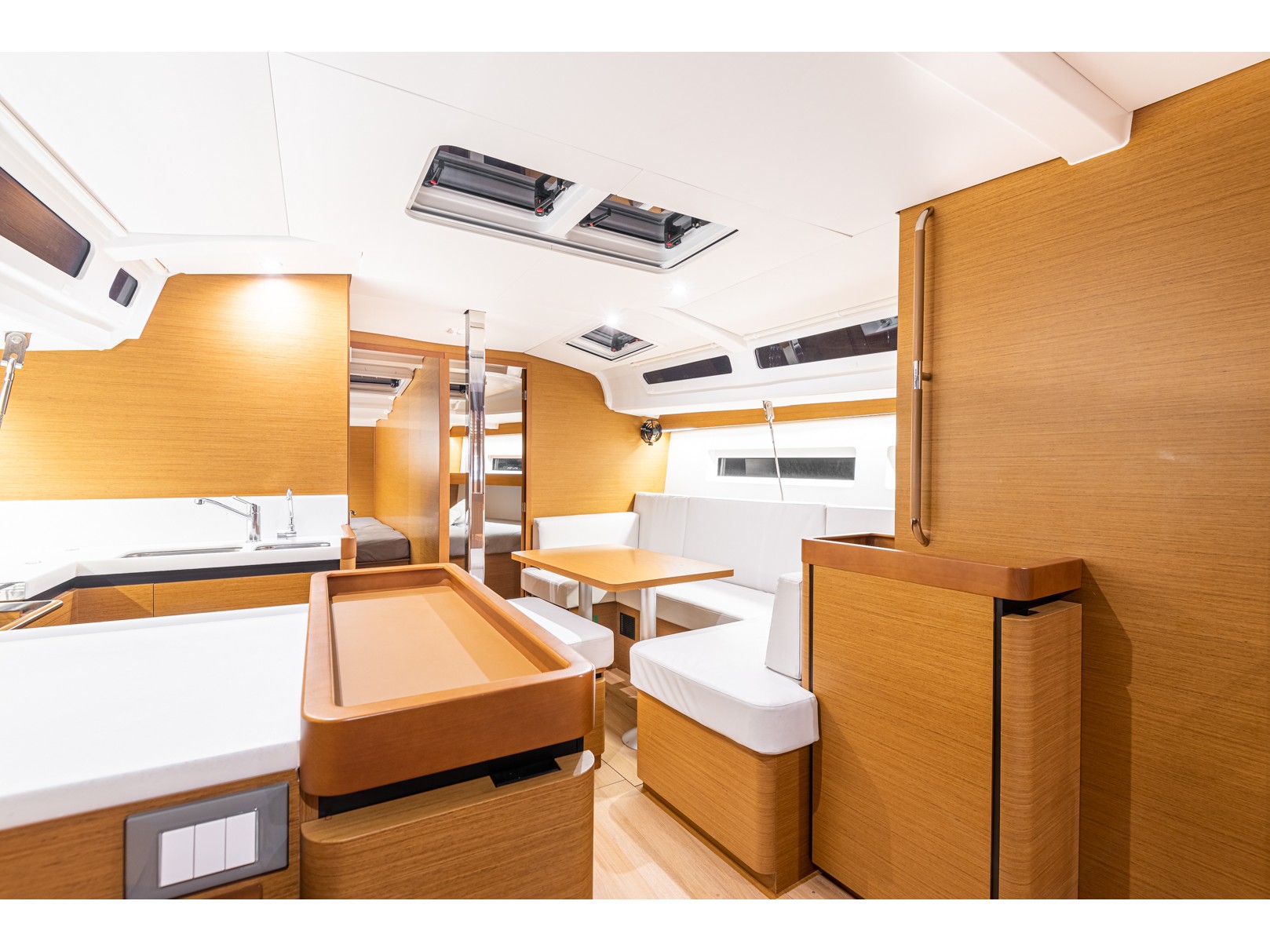 Sun Odyssey 440 — photo 10