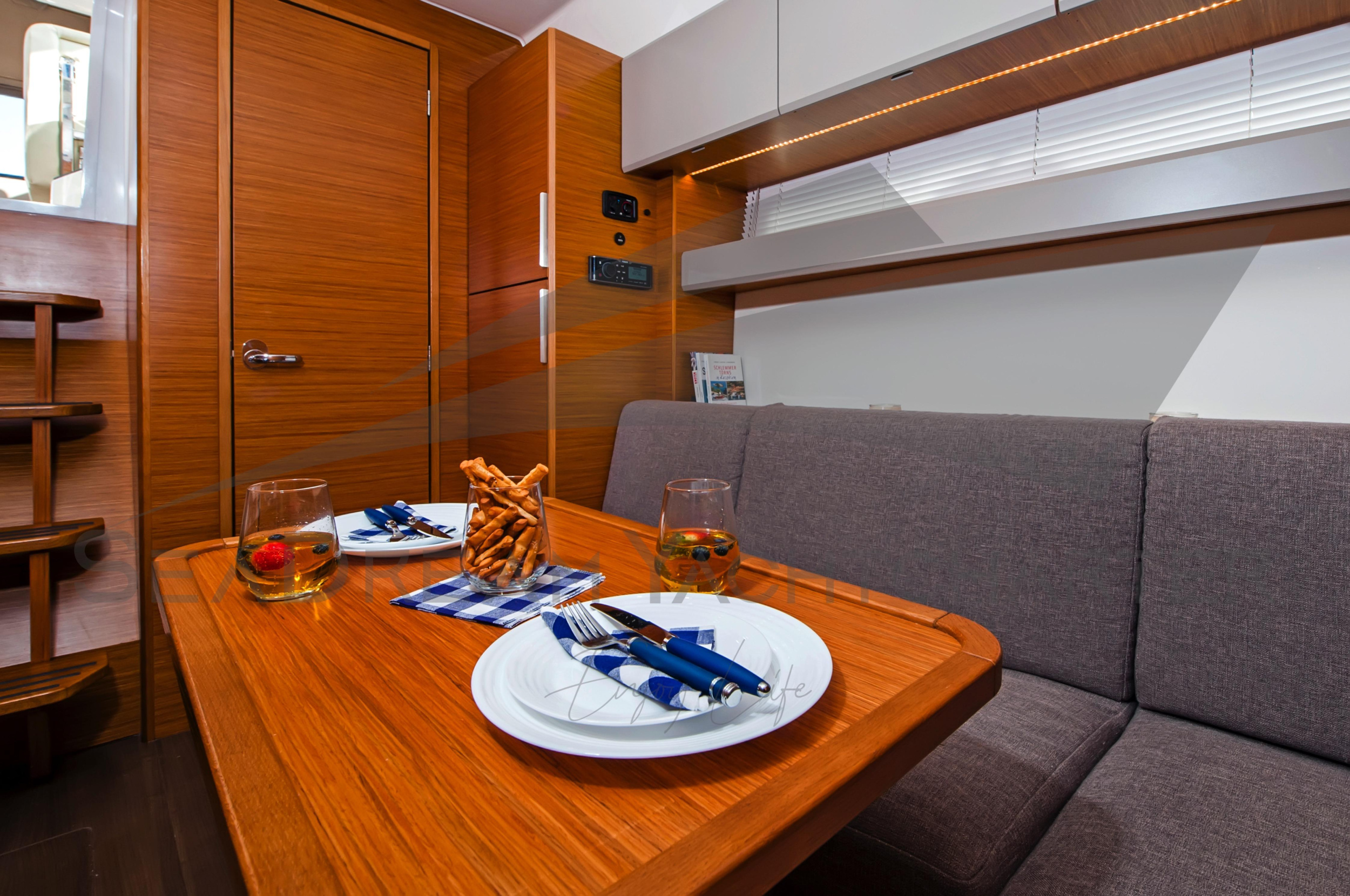 Bavaria S40 HT — photo 42
