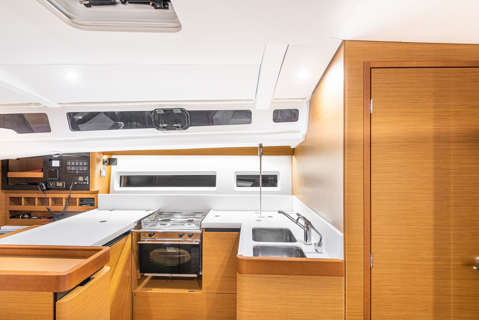 Sun Odyssey 440 — photo 27
