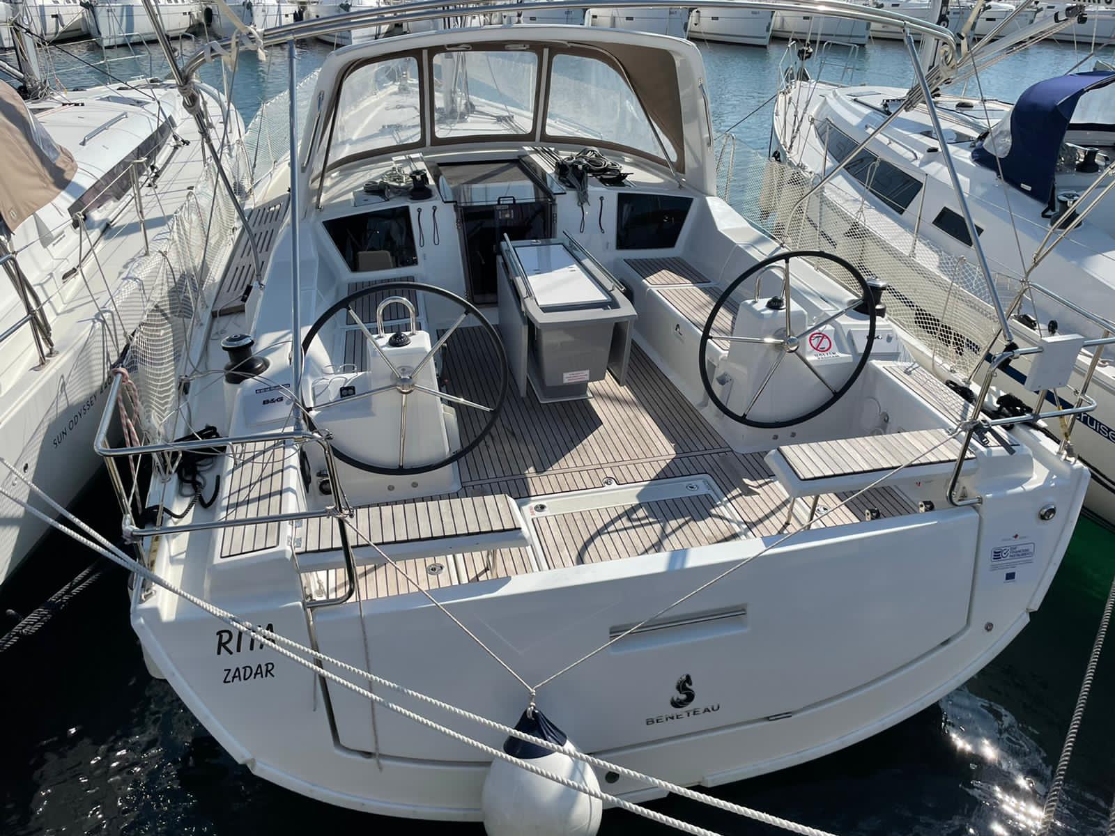 Oceanis 41.1 — photo 12