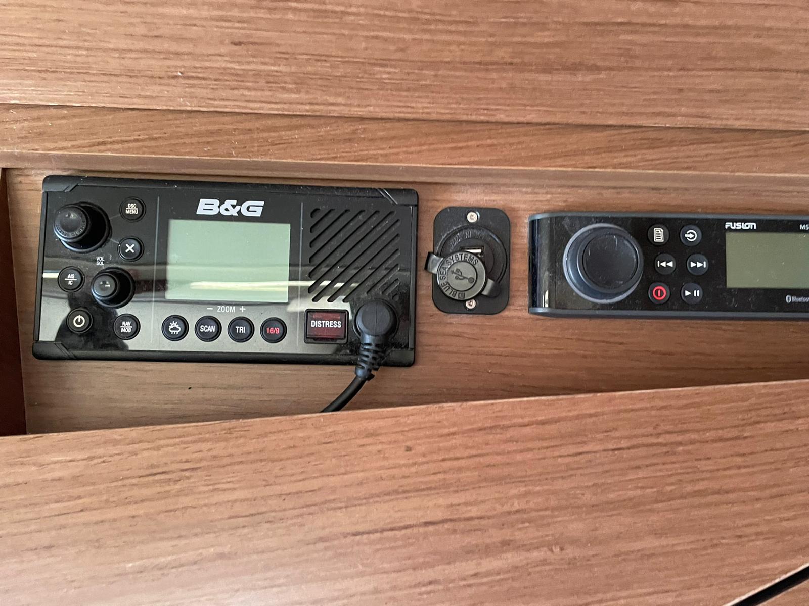 Oceanis 41.1 — photo 18