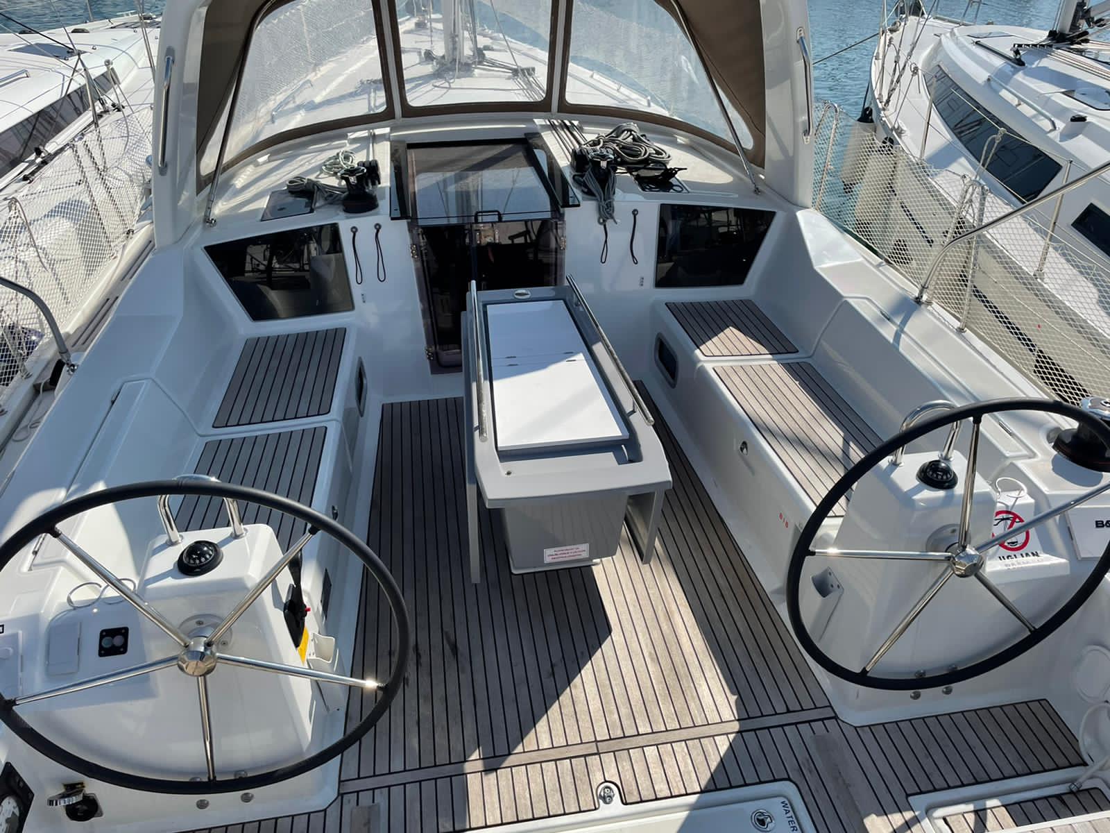 Oceanis 41.1 — photo 14