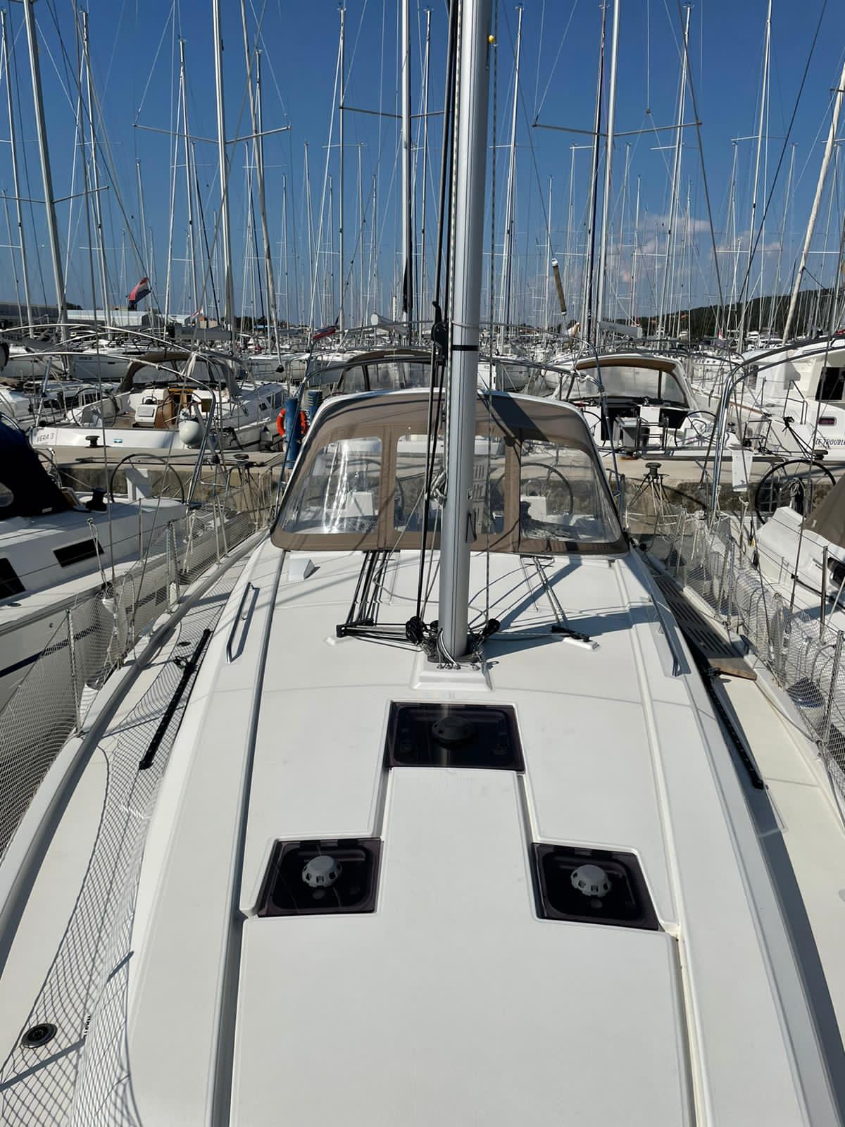 Oceanis 41.1 — photo 19