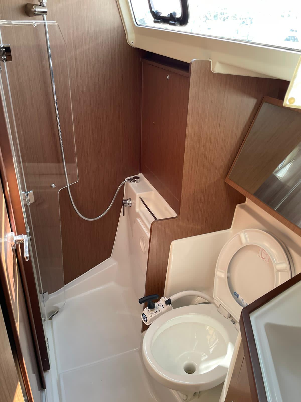 Oceanis 41.1 — photo 5