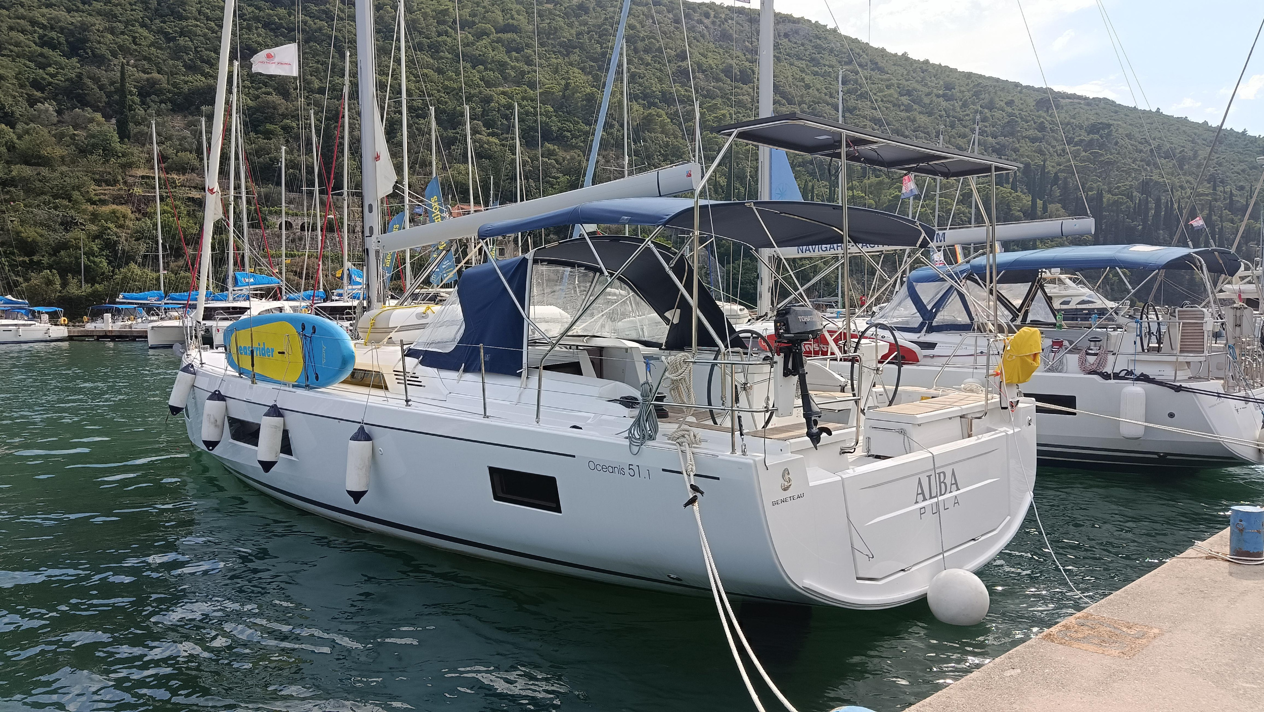 Oceanis 51.1 — photo 13