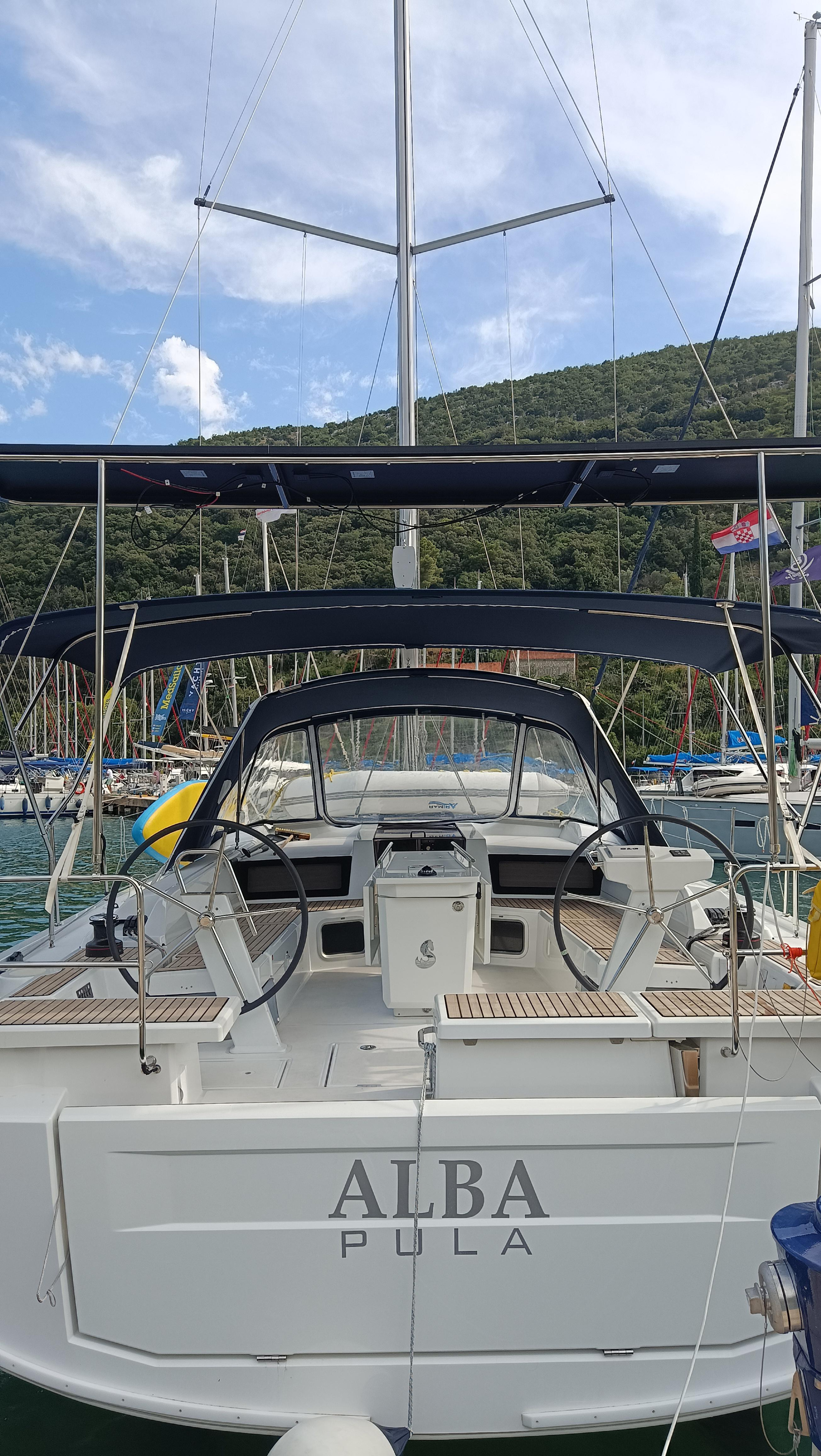 Oceanis 51.1 — photo 20