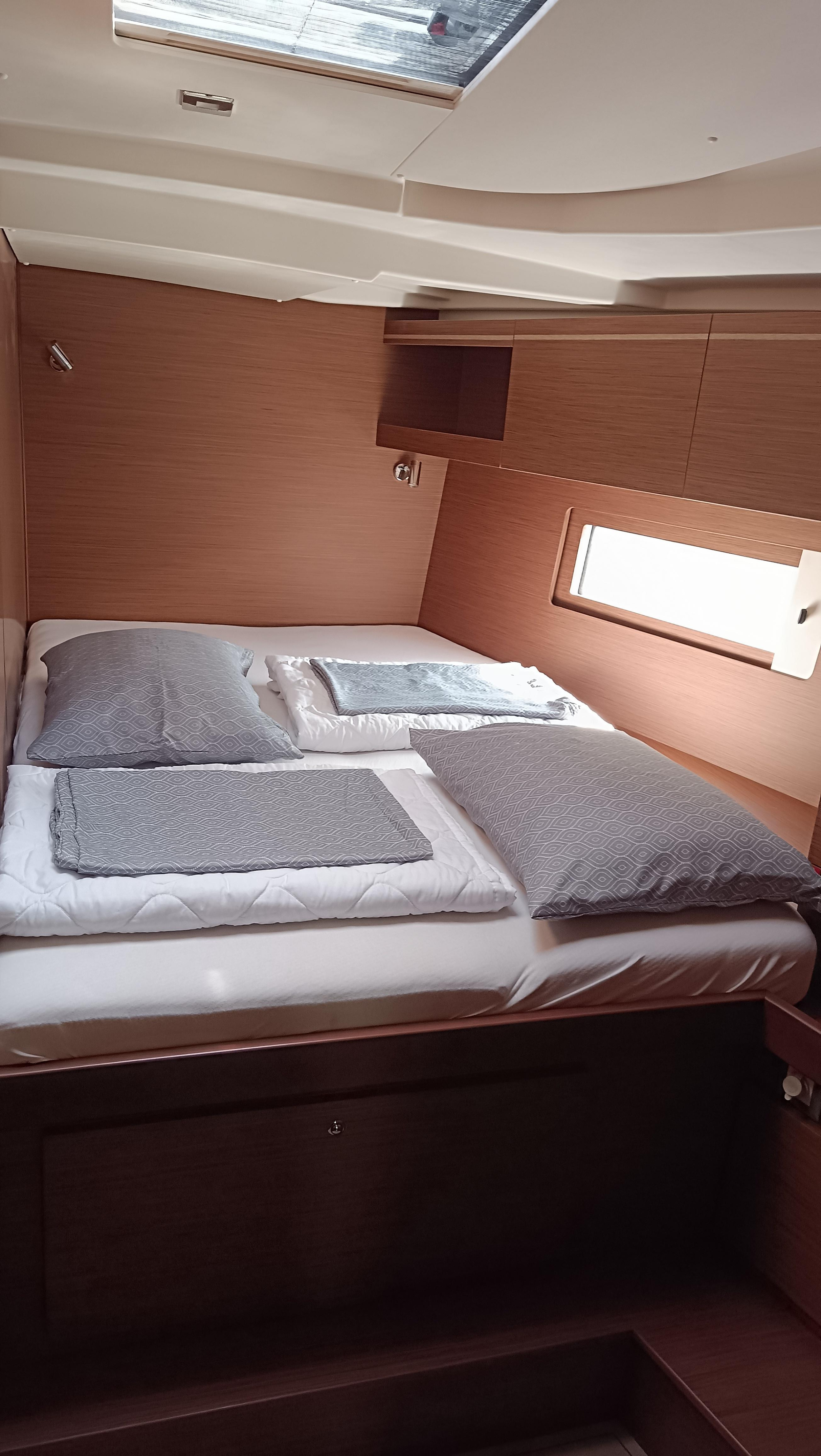 Oceanis 51.1 — photo 7