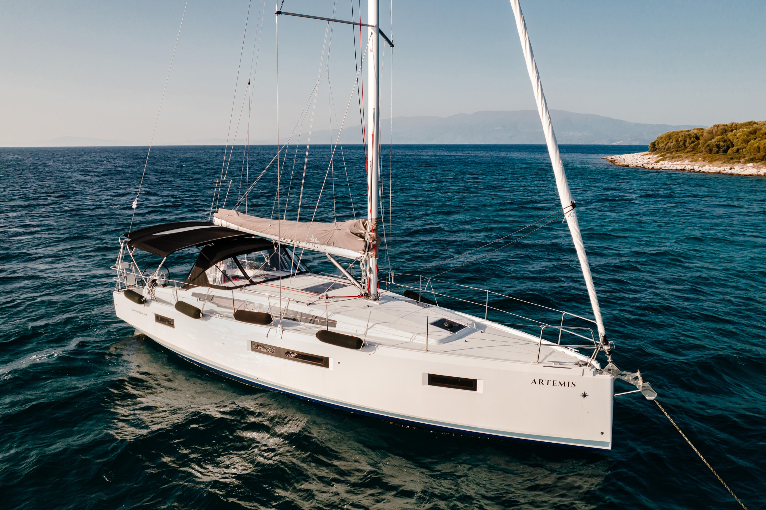 Sun Odyssey 410 — photo 3