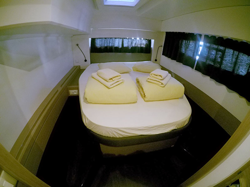Fountaine Pajot Astréa 42 — photo 8