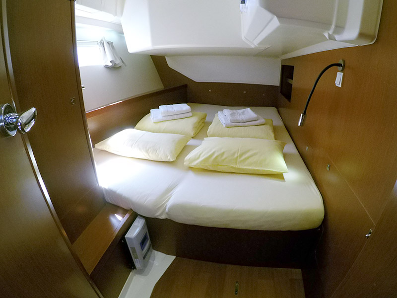 Oceanis 45 — photo 21