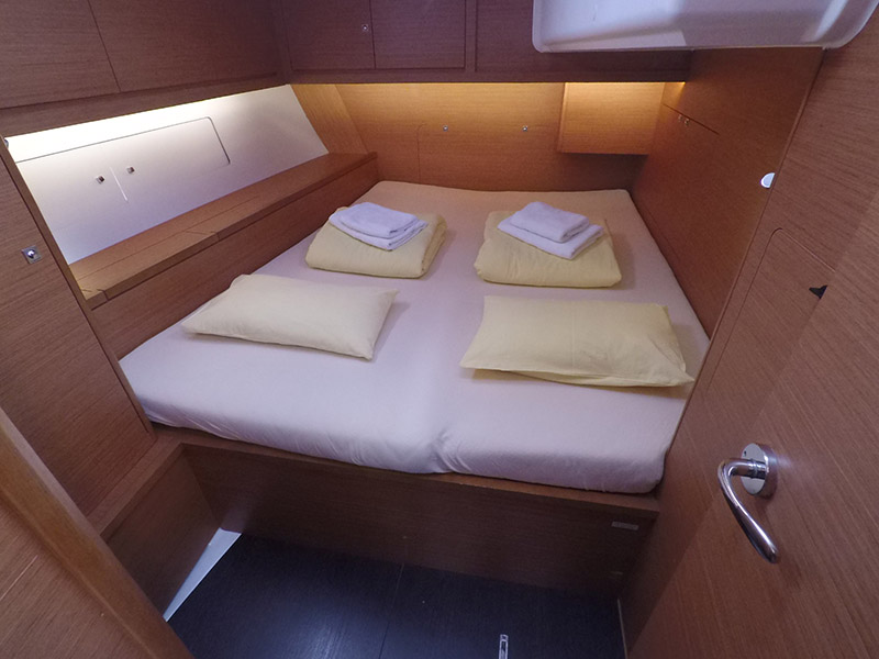 Dufour 470 GL — photo 6