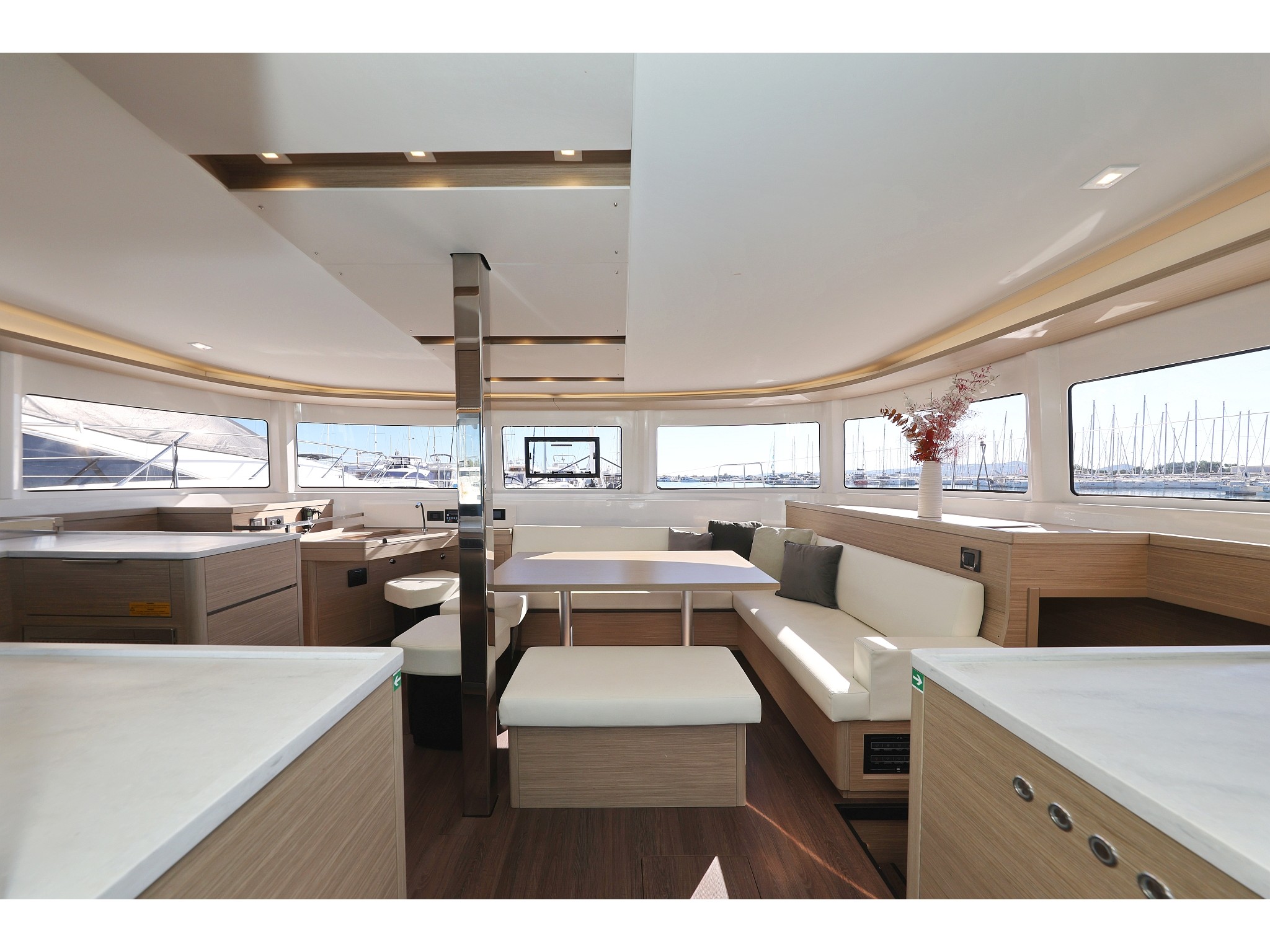 Lagoon 46 — photo 14