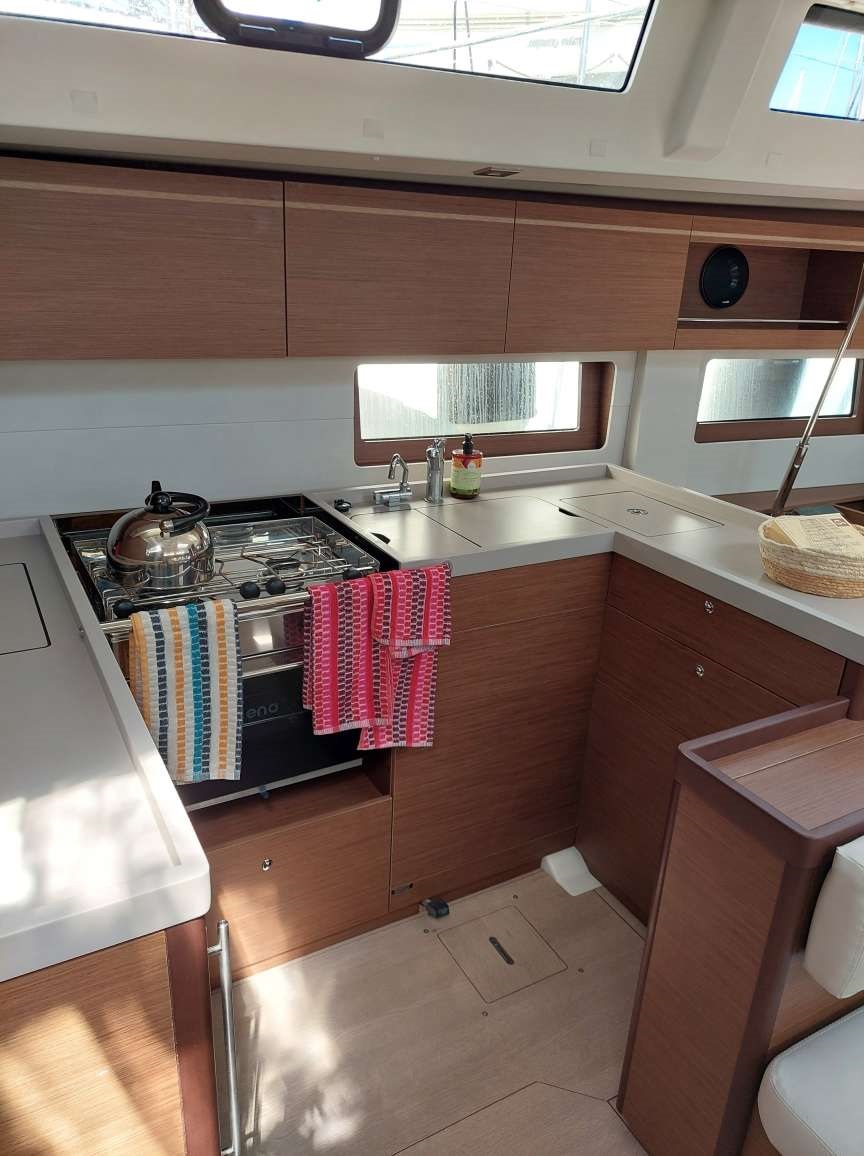 Oceanis 51.1/ 3 cabins - owner's version — photo 3
