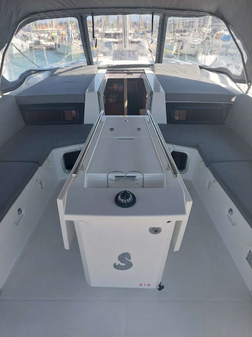 Oceanis 51.1/ 3 cabins - owner's version — photo 13