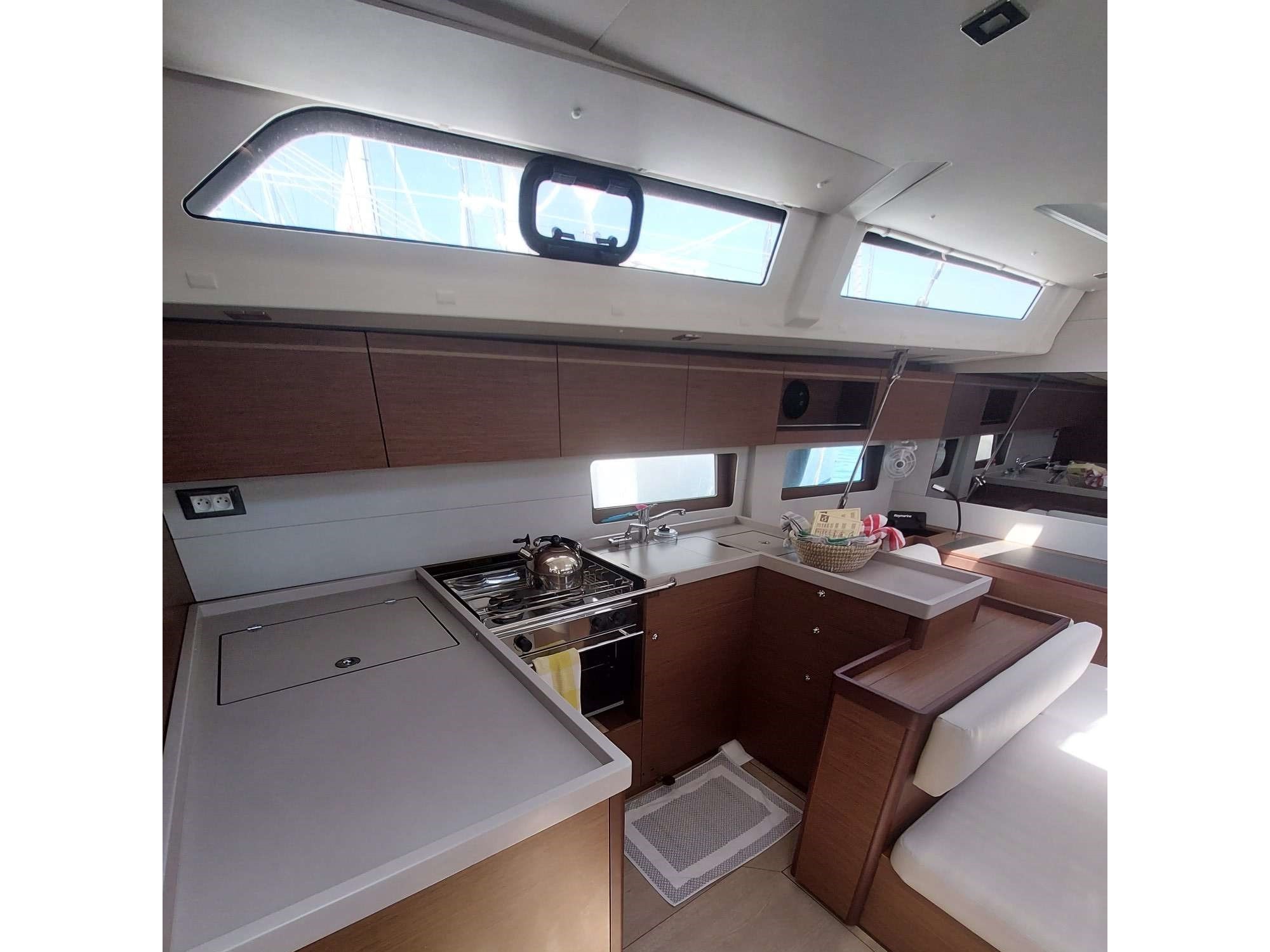 Oceanis 51.1 - 6 Cabins — photo 9