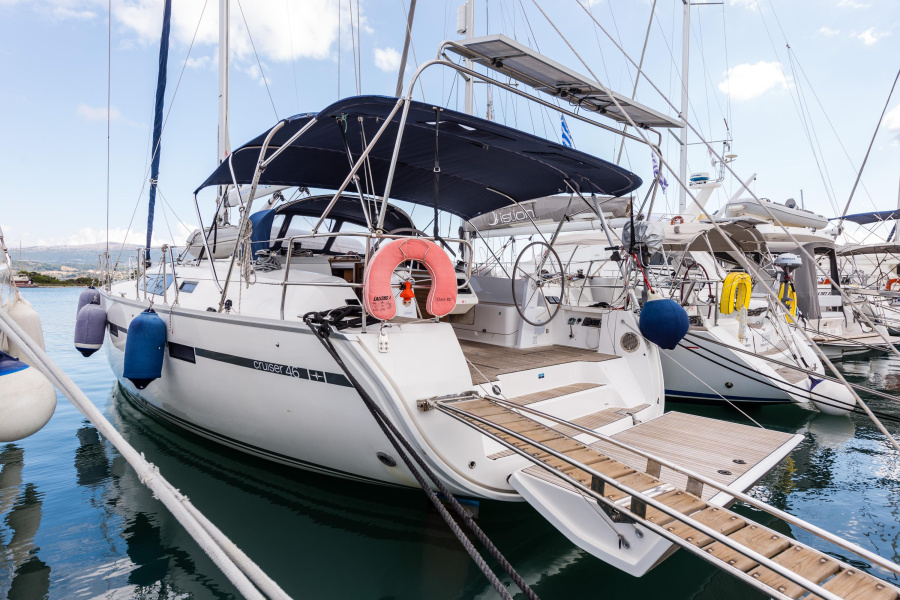 Bavaria Cruiser 46 — photo 19