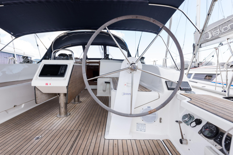 Bavaria Cruiser 46 — photo 13