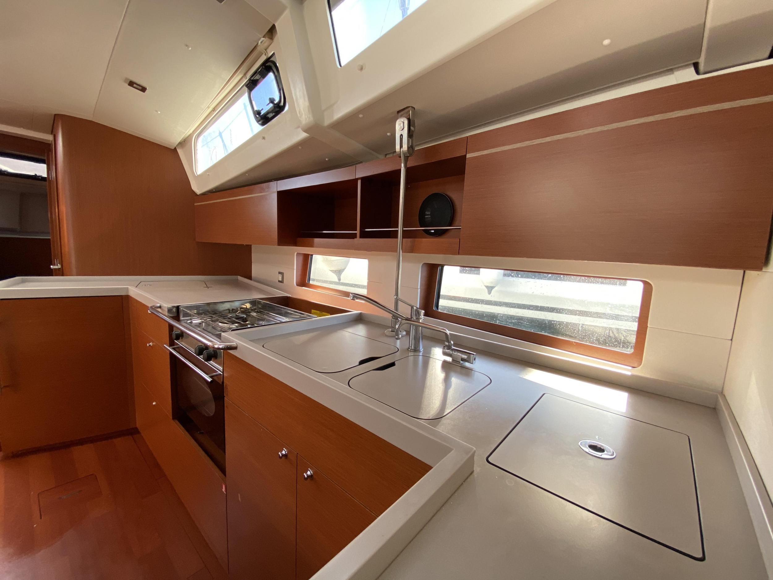 Oceanis 46.1 — photo 15