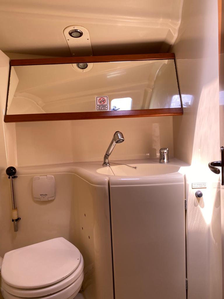Dufour 385 Grand Large — photo 9
