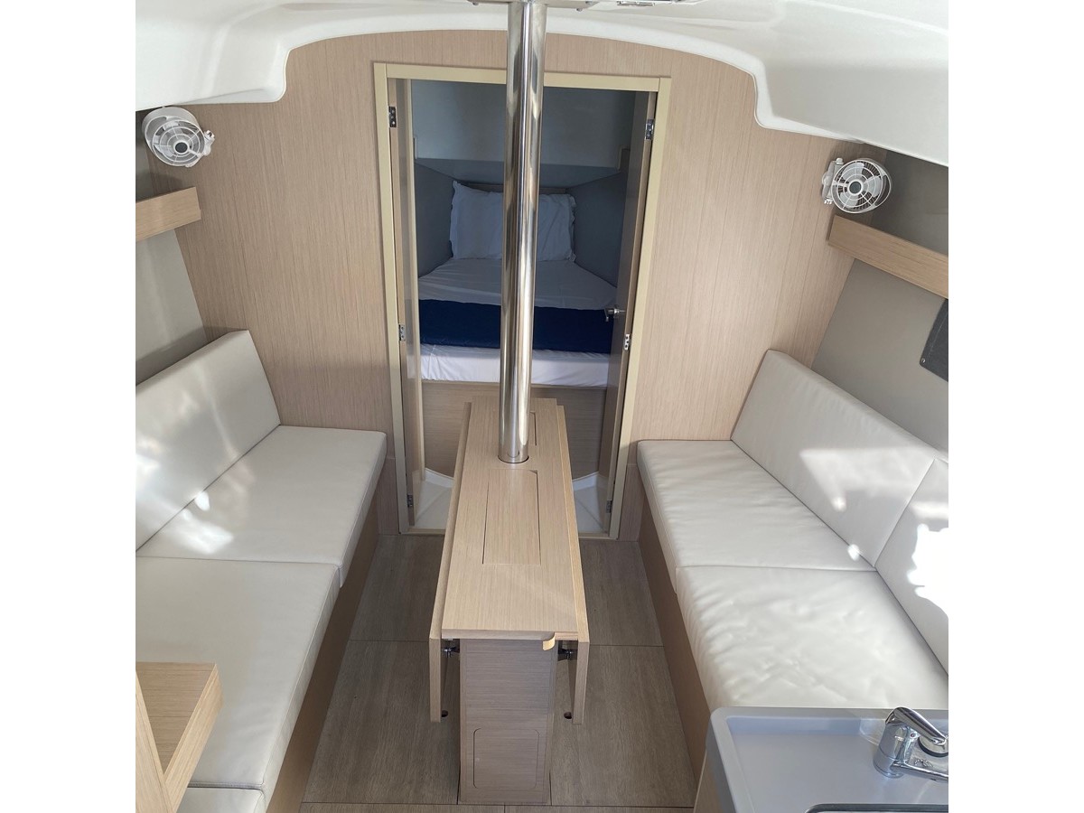 Oceanis 34.1 — photo 15