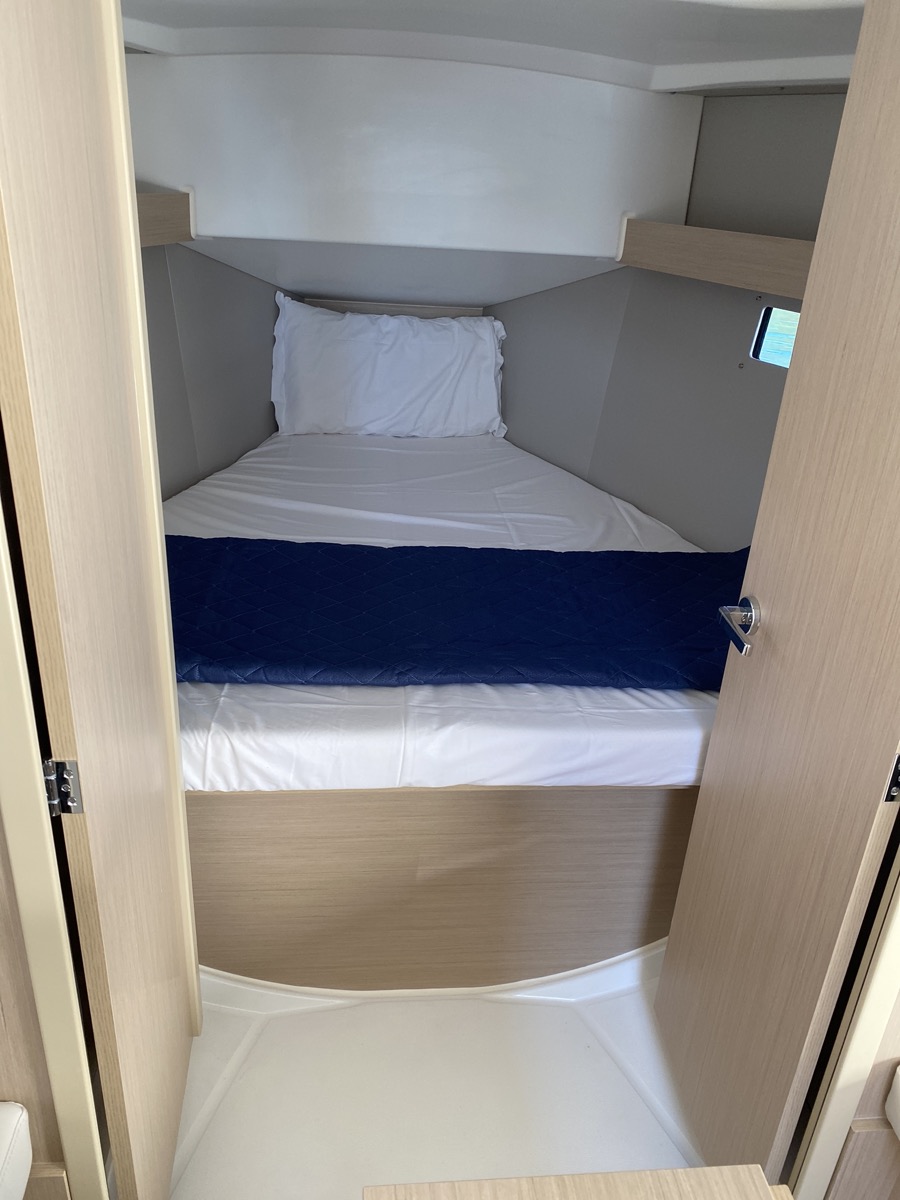 Oceanis 34.1 — photo 2