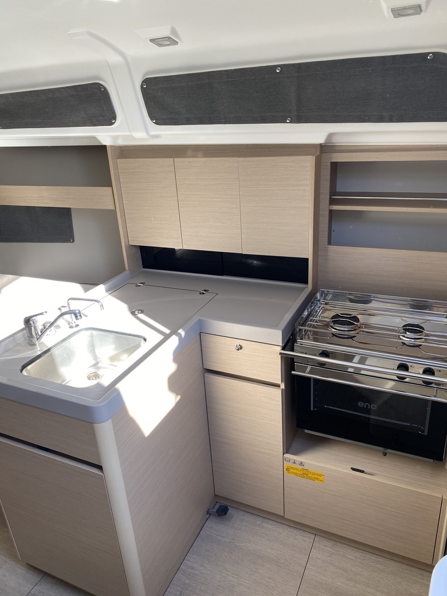 Oceanis 34.1 — photo 10