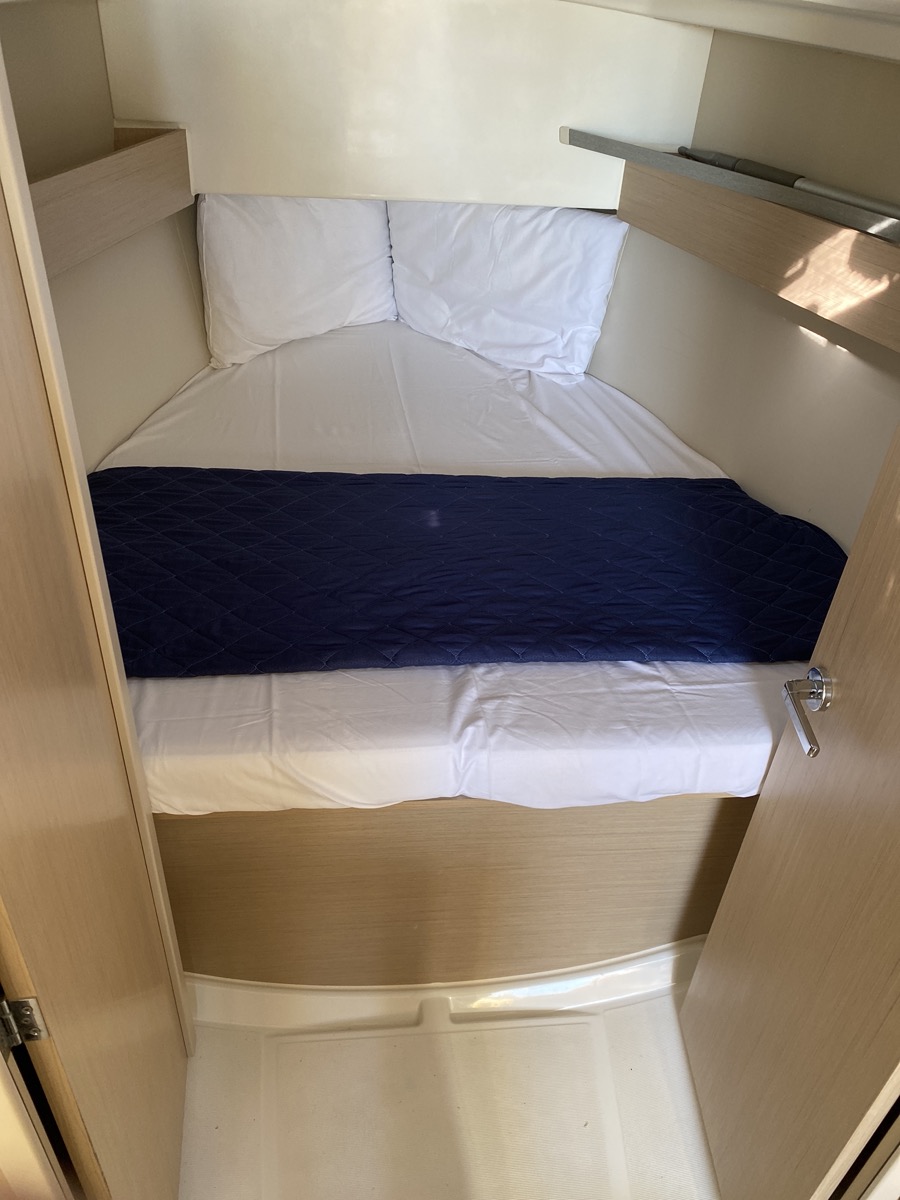 Oceanis 30.1 — photo 6