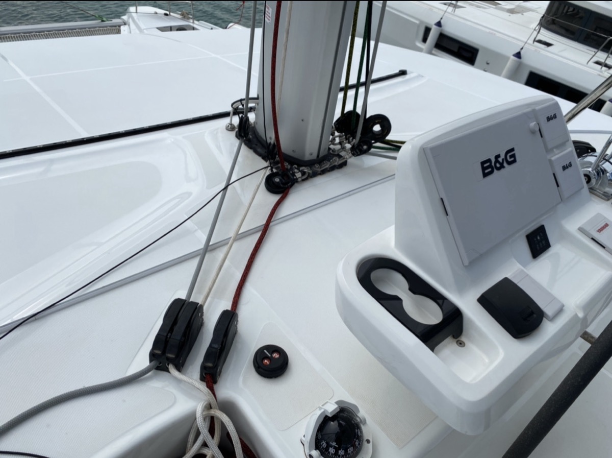 Lagoon 50 — photo 10