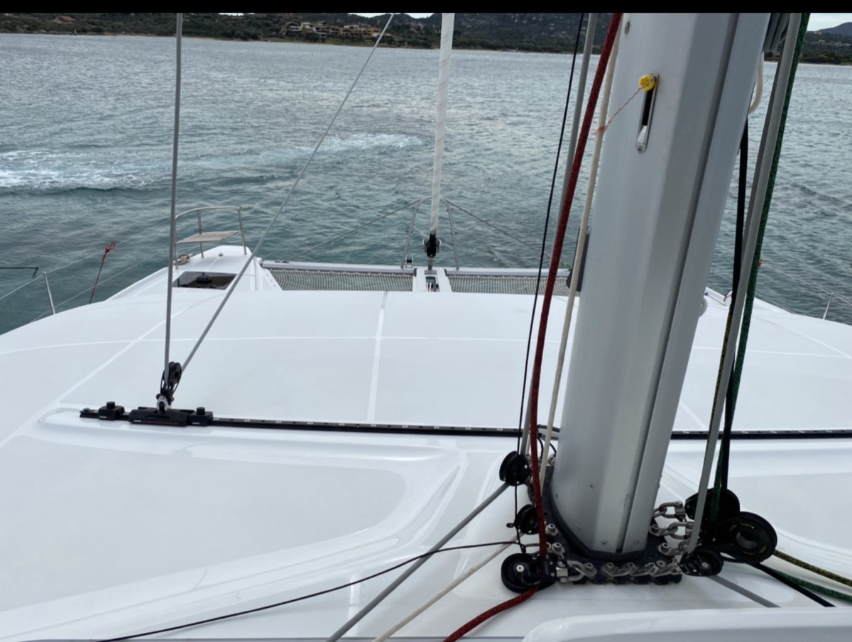 Lagoon 50 — photo 2