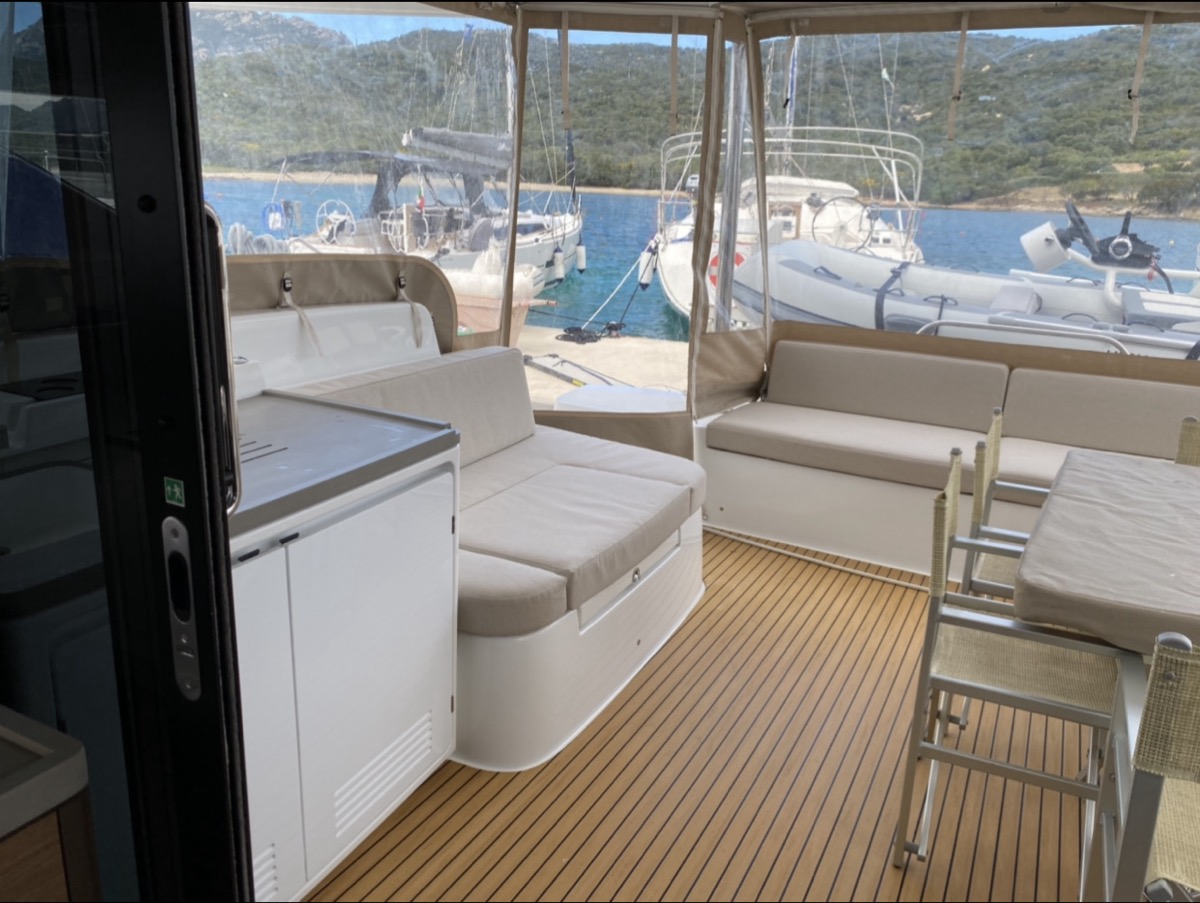 Lagoon 50 — photo 30