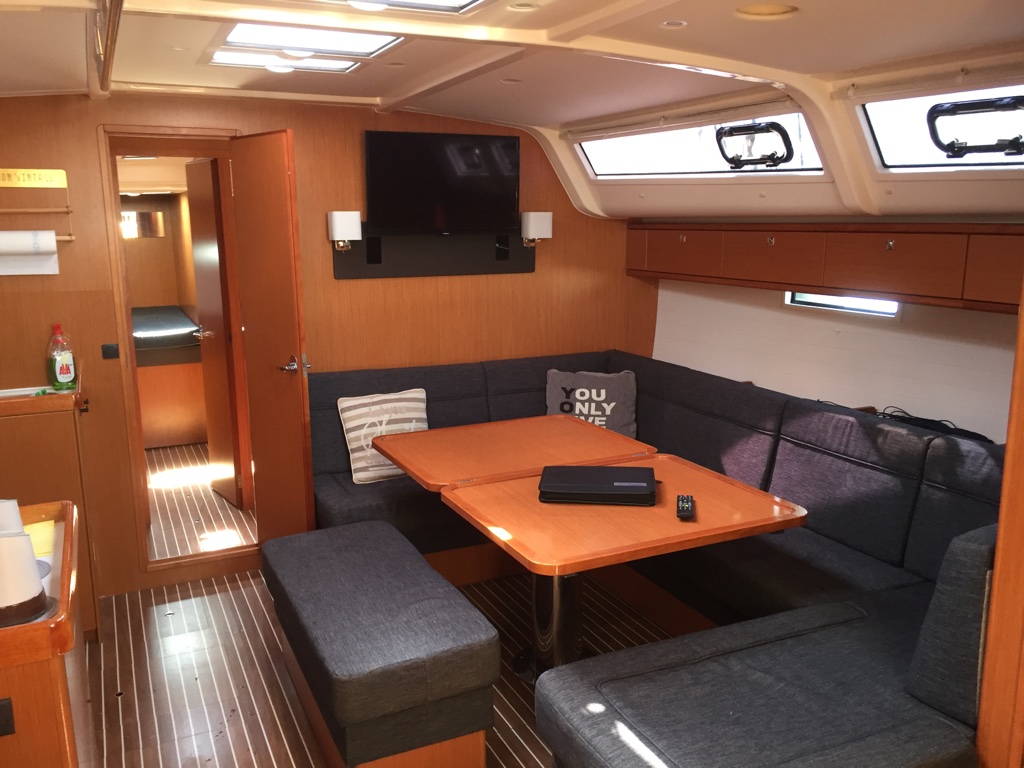 Bavaria 51 Cruiser — photo 2