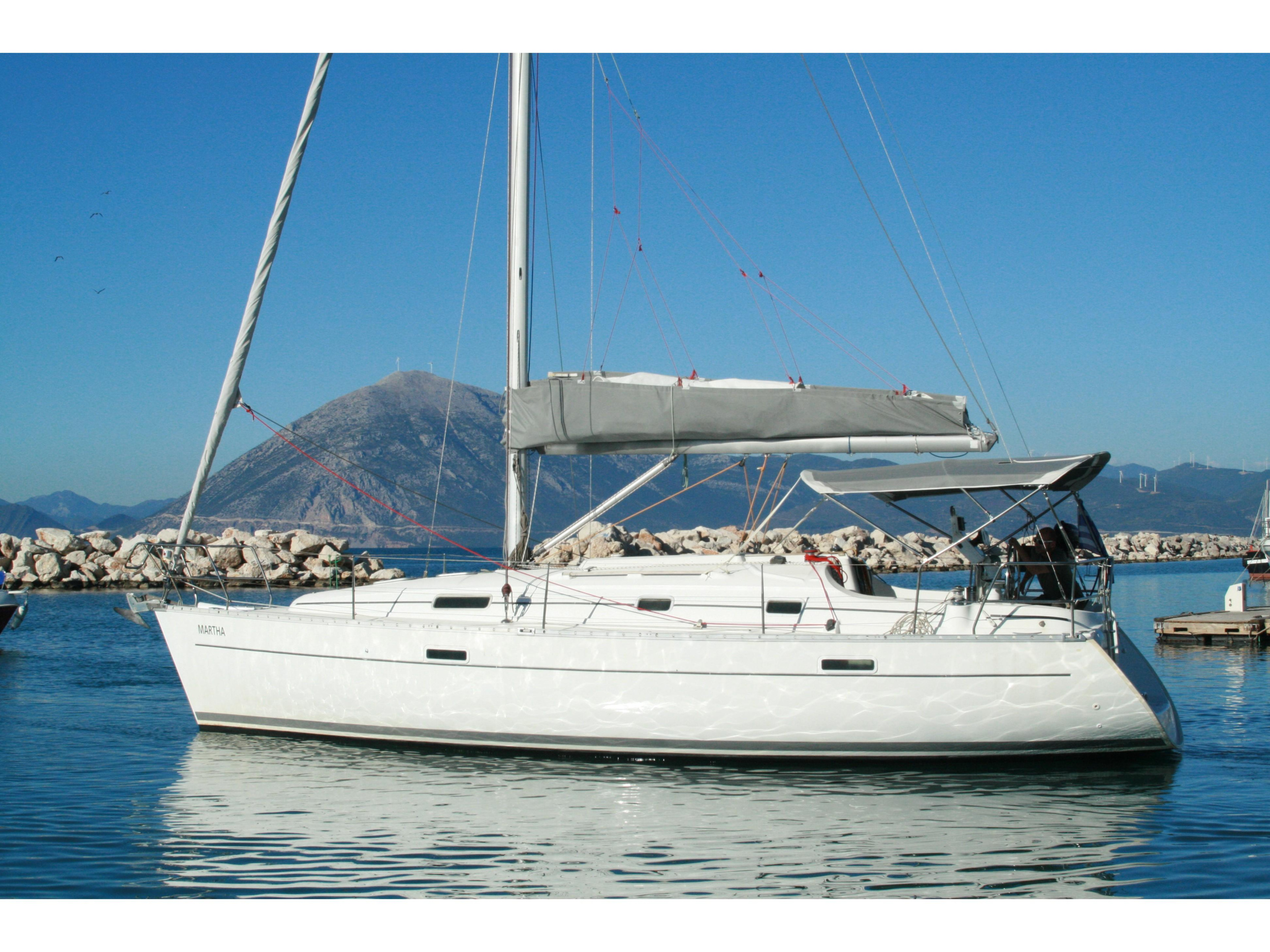 Oceanis 331 — photo 1
