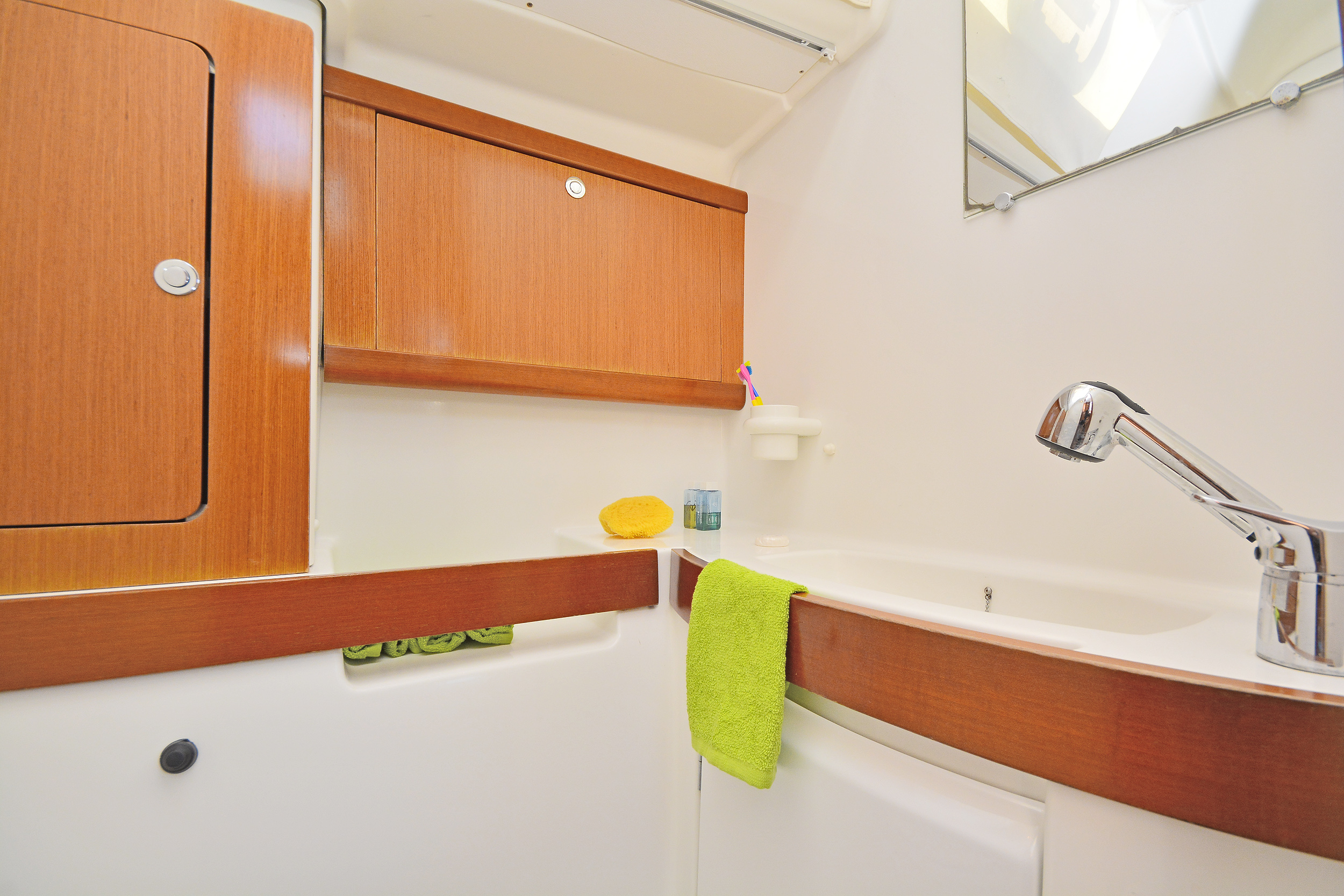 Oceanis 43 — photo 11