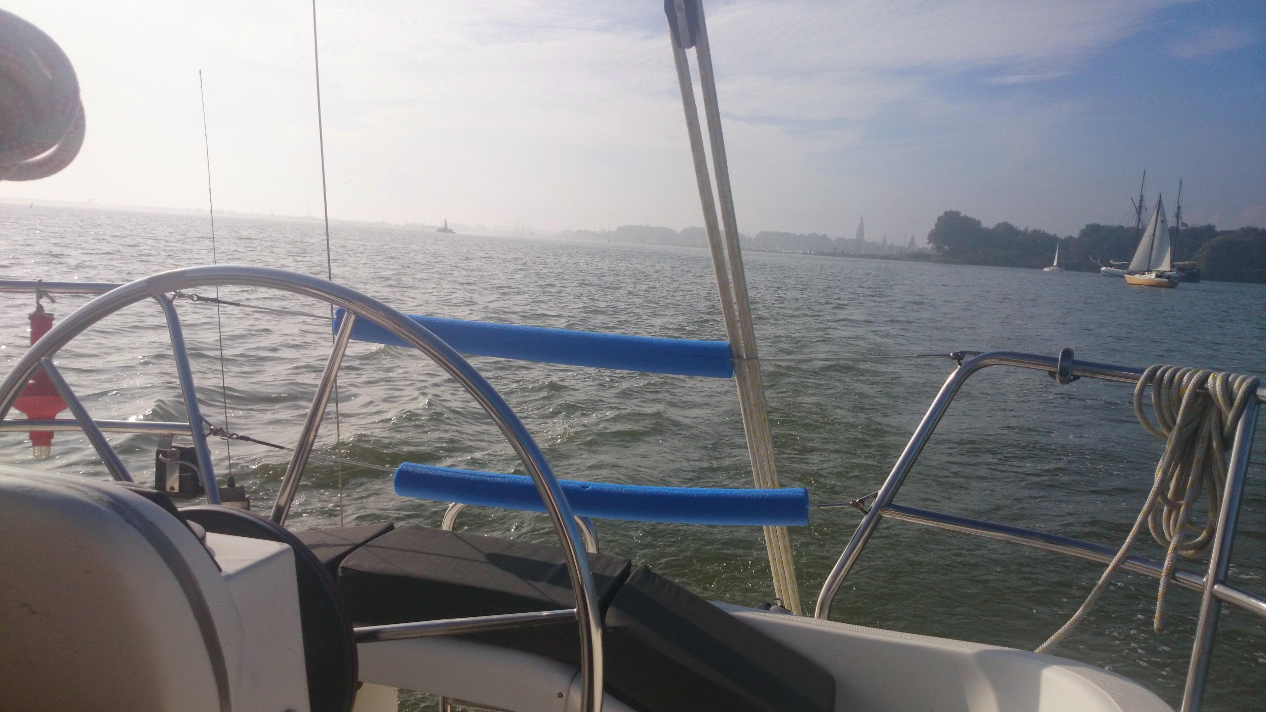 Bavaria 32 Holiday — photo 8