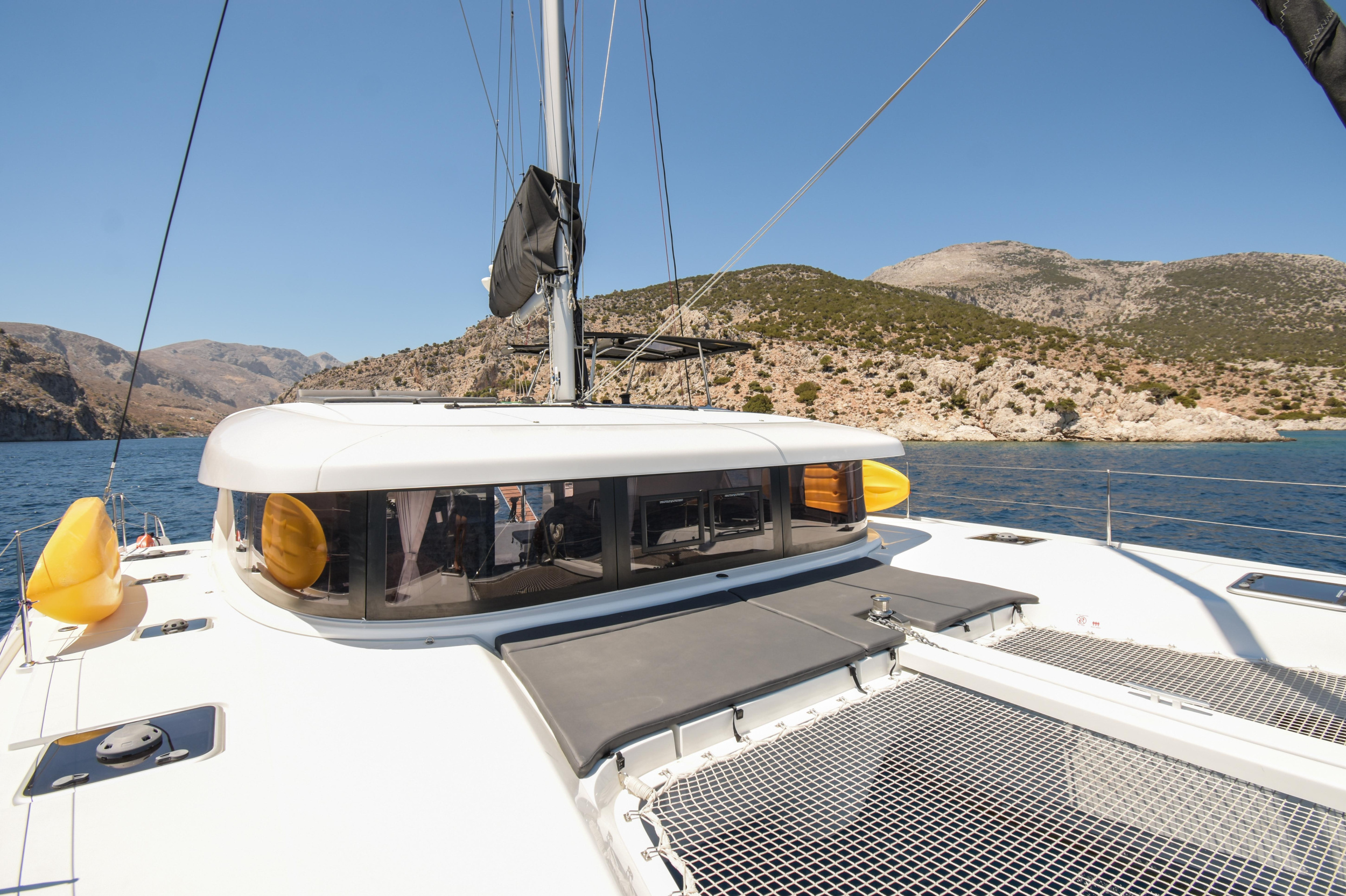 Lagoon 42 — photo 12