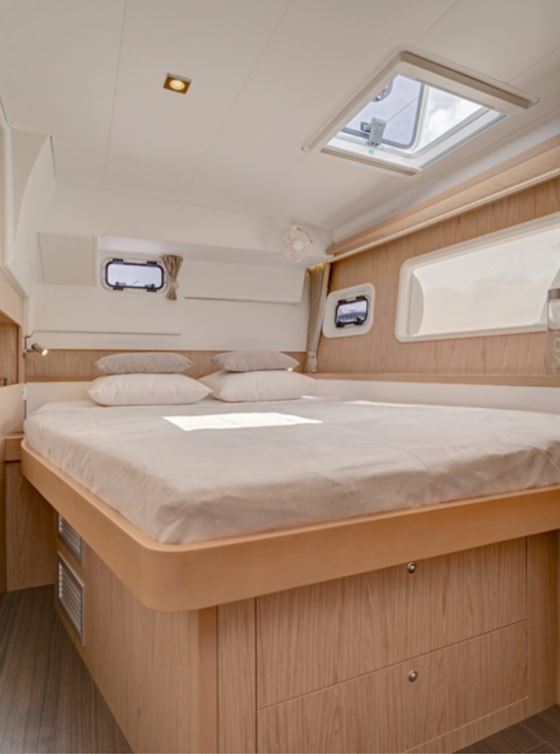 Lagoon 400 S2 — photo 5