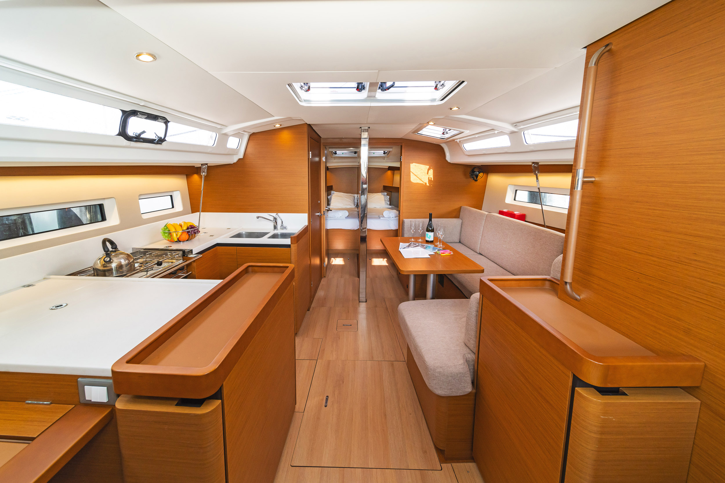 Sun Odyssey 440 — photo 17