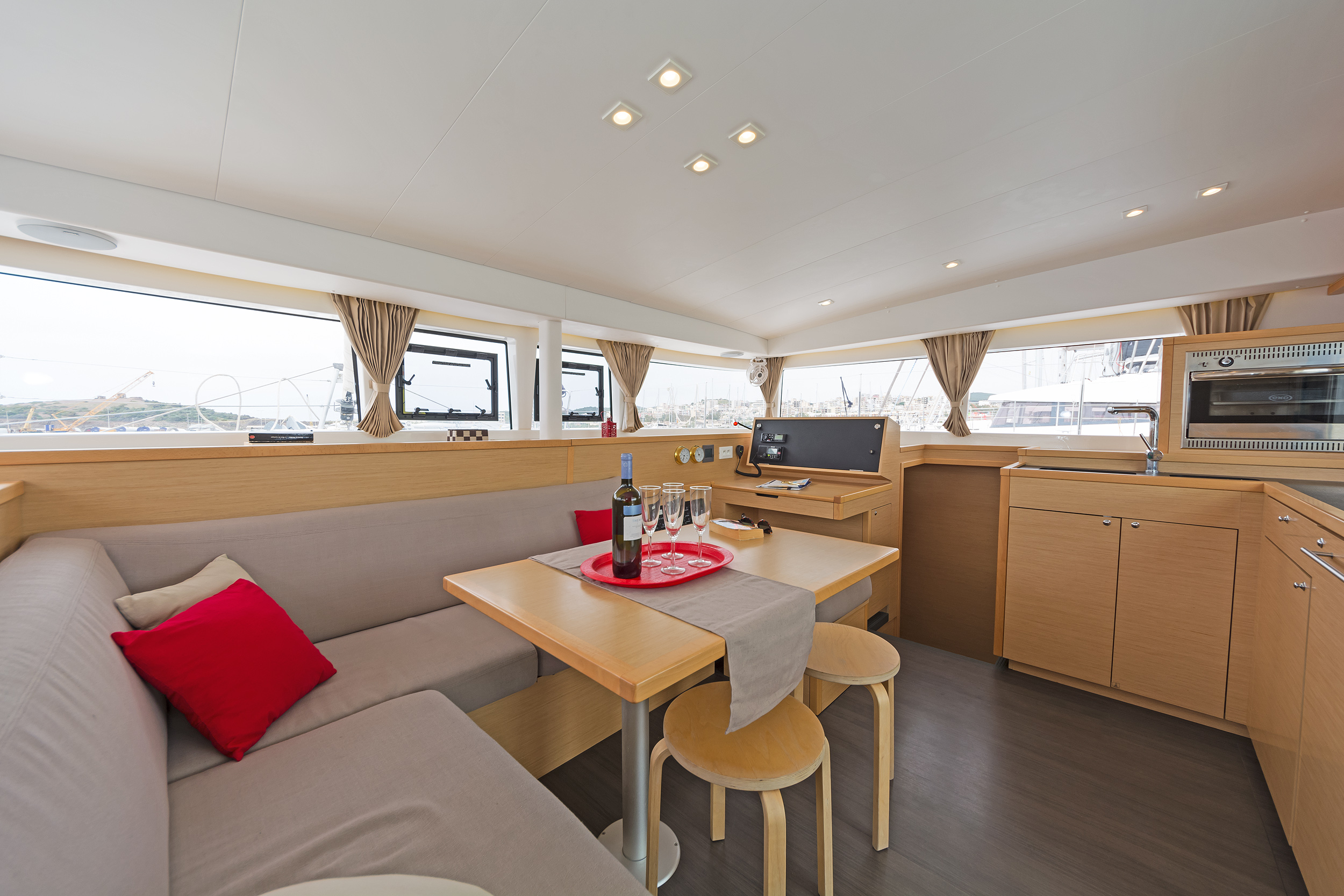 Lagoon 400S2 — photo 12