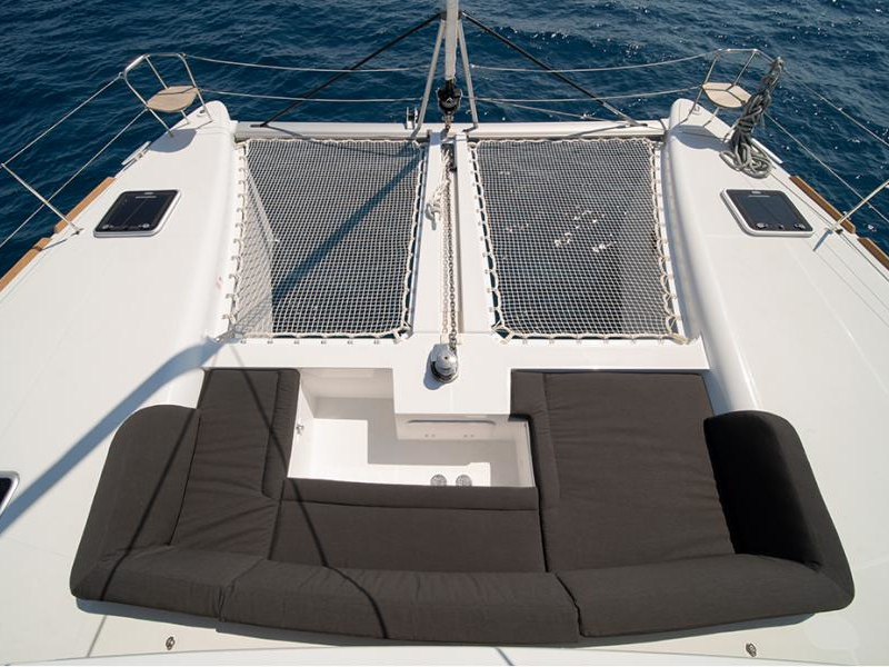 Lagoon 450 Flybridge — photo 2