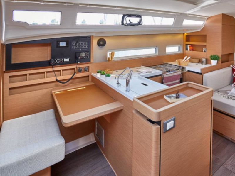 Sun Odyssey 410 — photo 6