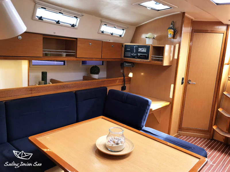 Bavaria 45 Cruiser — photo 14