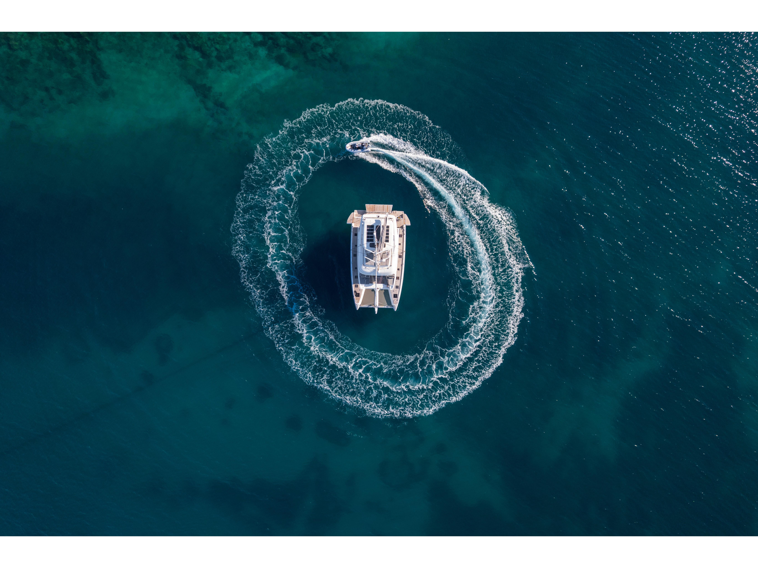 Lagoon 60 — photo 6