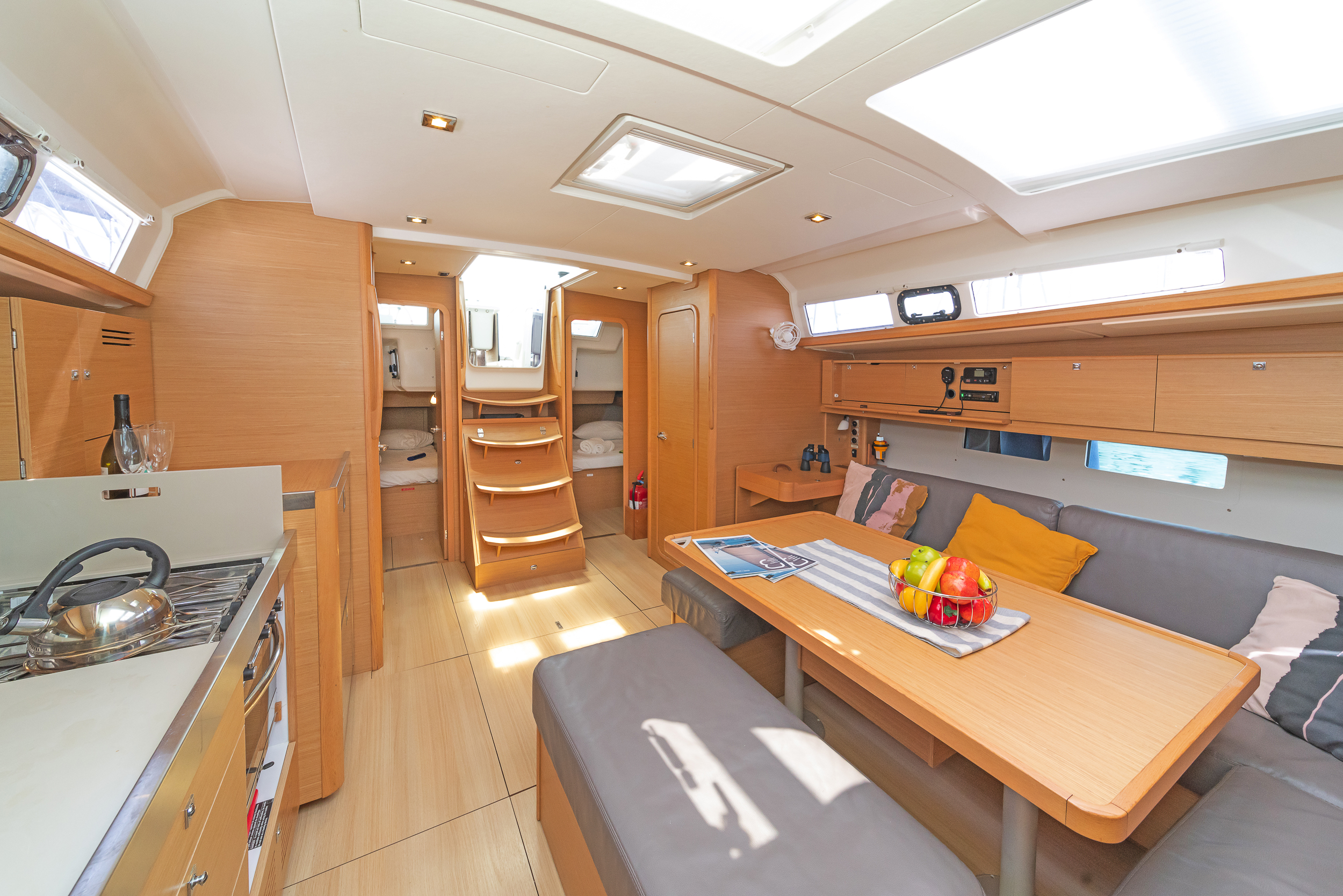 Dufour 460 Grand Large — photo 18