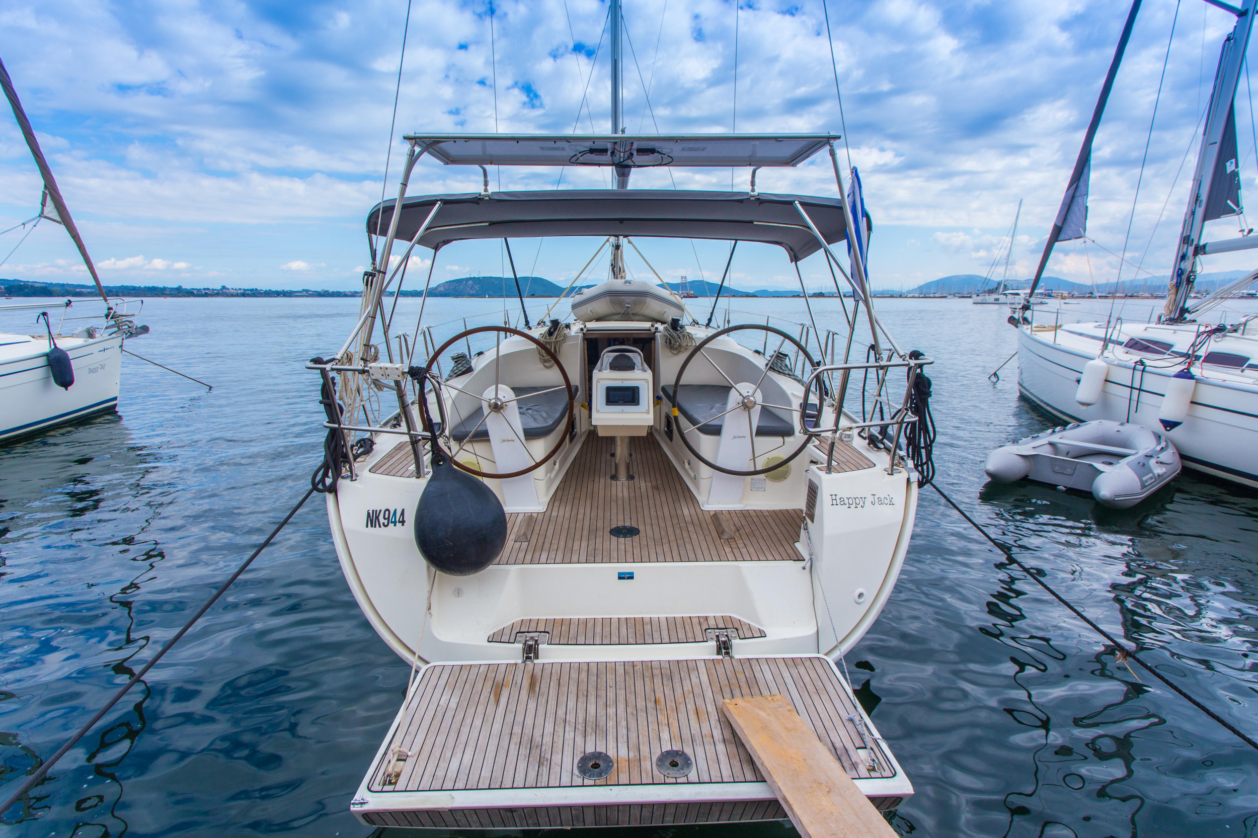 Bavaria 37 Cruiser — photo 7