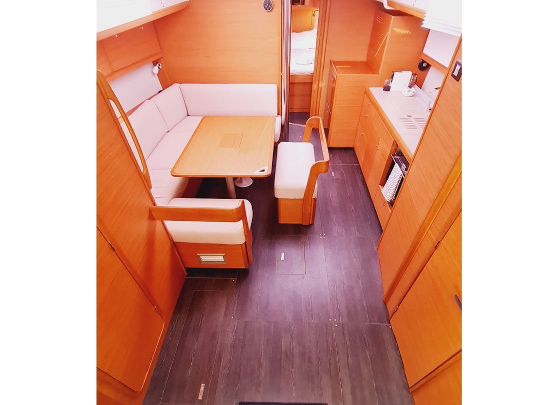 Dufour 430 Grand Large — photo 16