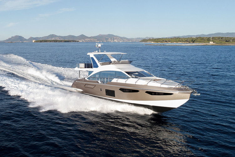 Azimut 60 — photo 20