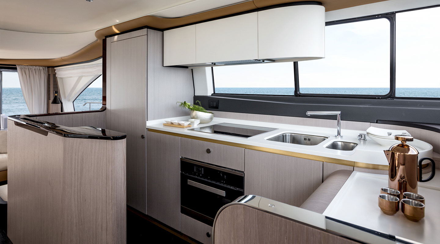 Azimut 60 — photo 13