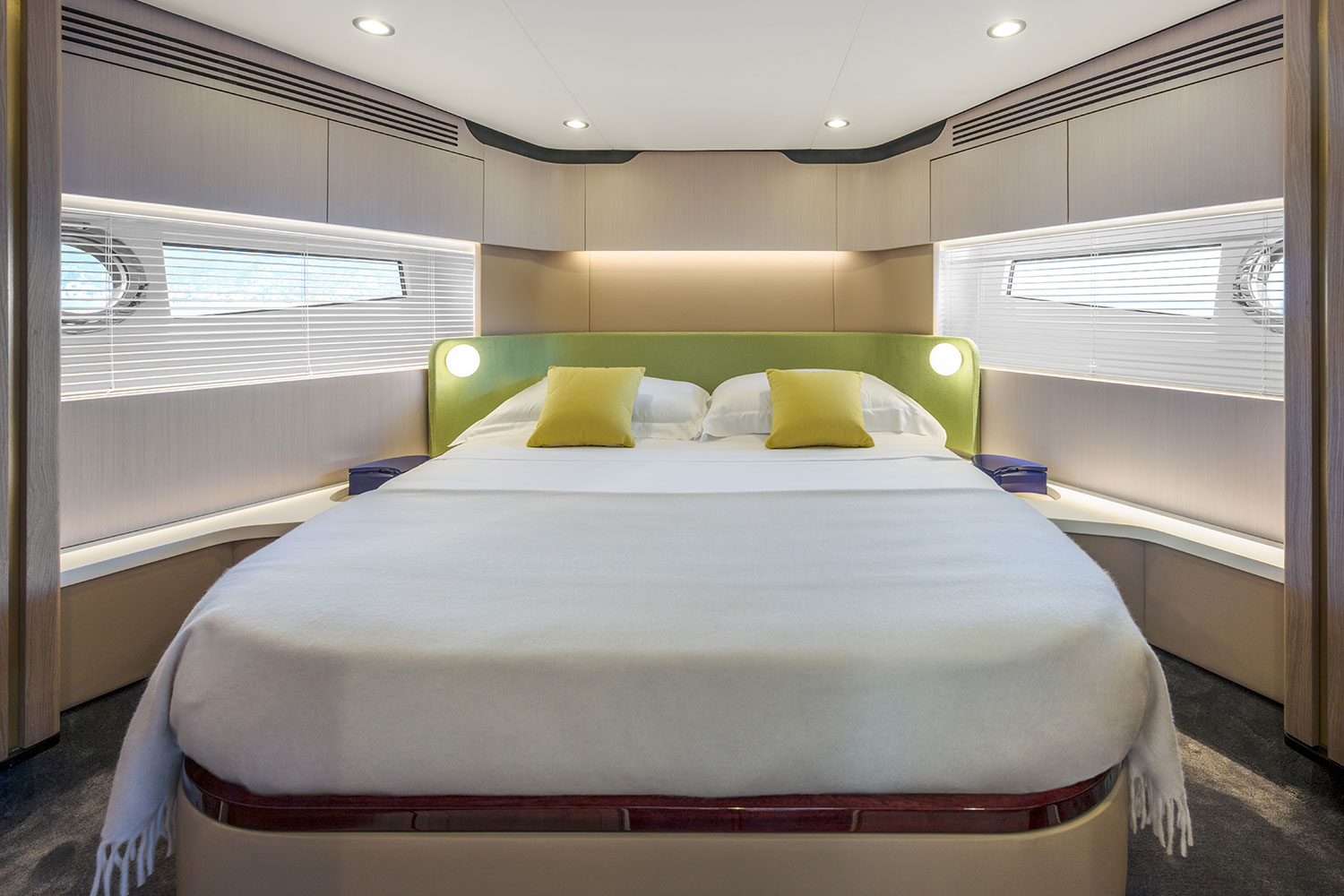 Azimut 60 — photo 3