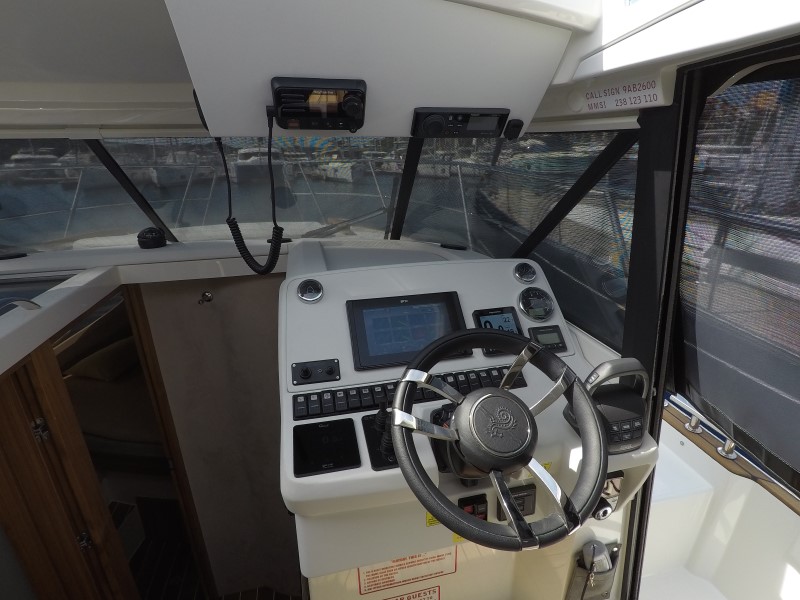 Marex 330 SCA — photo 23