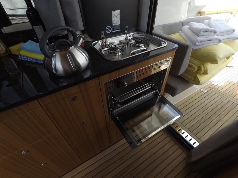 Marex 330 SCA — photo 24